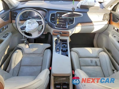 Zdjęcie 8 z 12 samochodu: 2017 VOLVO XC90 T6 VIN:YV4A22PL3H1163495 - miniatura