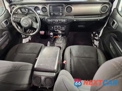 Zdjęcie 8 z 11 samochodu: 2018 JEEP WRANGLER UNLIMITED SPORT VIN:1C4HJXDN7JW278505 - miniatura
