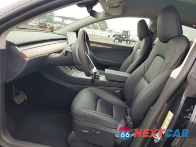 Zdjęcie 7 z 12 samochodu: 2025 TESLA MODEL Y VIN:7SAYGDED3SF218443 - miniatura