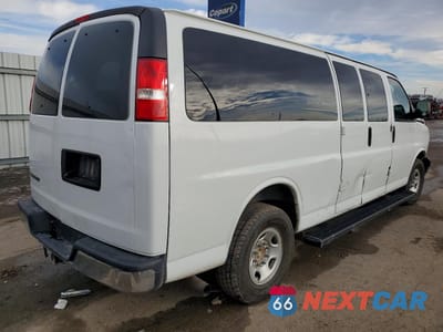 Trzecie zdjęcie samochodu z tyłu: 2019 CHEVROLET EXPRESS G3500 LT VIN:1GAZGPFG3K1168060 - miniatura