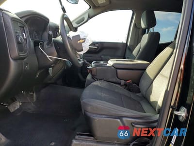 Zdjęcie 7 z 11 samochodu: 2022 CHEVROLET SILVERADO LTD C1500 CUSTOM VIN:1GCRWBEK3NZ202359 - miniatura
