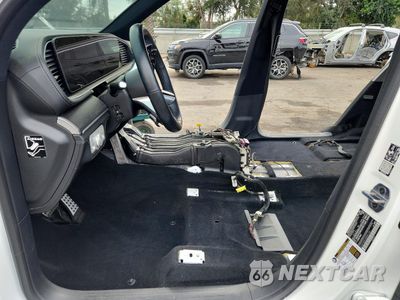 Zdjęcie 7 z 13 samochodu: 2025 MERCEDES-BENZ GLS 580 4MATIC VIN:4JGFF8FE2SB301141 - miniatura
