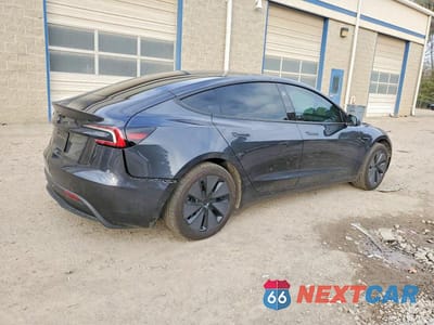 Trzecie zdjęcie samochodu z tyłu: 2025 TESLA MODEL 3 VIN:5YJ3E1EA0SF911164 - miniatura