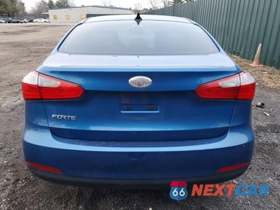 Zdjęcie 6 z 12 samochodu: 2014 KIA FORTE LX VIN:KNAFX4A62E5226550 - miniatura