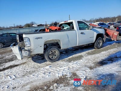 Trzecie zdjęcie samochodu z tyłu: 2009 CHEVROLET SILVERADO K2500 HEAVY DUTY VIN:1GCHK44K09E120106 - miniatura