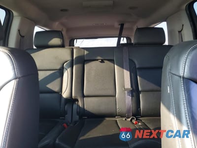 Zdjęcie 10 z 14 samochodu: 2016 CHEVROLET SUBURBAN K1500 LT VIN:1GNSKHKC2GR170687 - miniatura