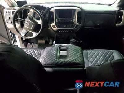 Zdjęcie 8 z 12 samochodu: 2018 GMC SIERRA K2500 SLT VIN:1GT12TEY5JF284240 - miniatura