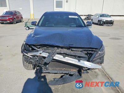Piąte zdjęcie samochodu w środku: 2018 GENESIS G80 BASE VIN:KMHGN4JE6JU277484 - miniatura
