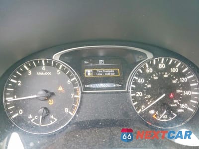 Zdjęcie 9 z 12 samochodu: 2018 NISSAN ALTIMA VIN:1N4AL3AP0JC198836 - miniatura
