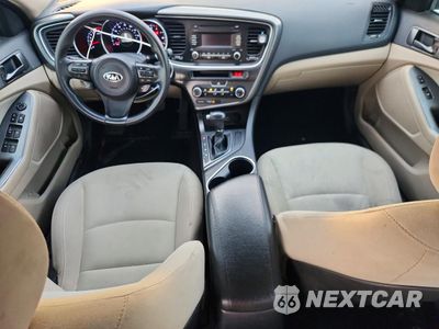 Zdjęcie 8 z 13 samochodu: 2015 KIA OPTIMA LX VIN:5XXGM4A75FG449381 - miniatura