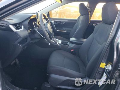 Zdjęcie 7 z 14 samochodu: 2020 TOYOTA RAV4 LE VIN:2T3H1RFV6LC085631 - miniatura
