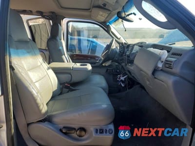 Zdjęcie 7 z 12 samochodu: 2005 FORD F250 SUPER DUTY VIN:1FTSW21PX5EC40469 - miniatura