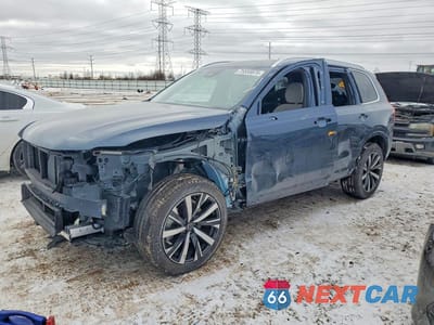 2026 VOLVO XC90 CORE YV4062PJXT1474039 - główne zdjęcie licytacji z USA - miniatura