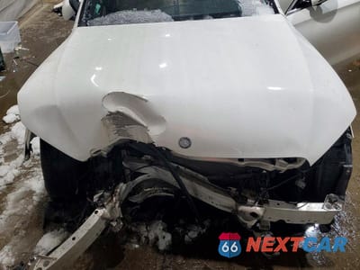 Zdjęcie 11 z 12 samochodu: 2017 MERCEDES-BENZ E 300 4MATIC VIN:WDDZF4KB6HA020924 - miniatura