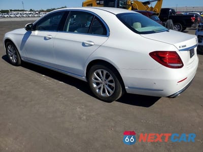 Drugie zdjęcie samochodu z przodu: 2017 MERCEDES-BENZ E 300 VIN:WDDZF4JB5HA096071 - miniatura