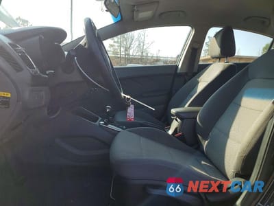 Zdjęcie 7 z 11 samochodu: 2018 KIA FORTE LX VIN:3KPFK4A72JE204119 - miniatura