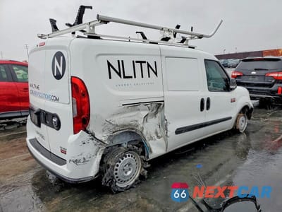 Trzecie zdjęcie samochodu z tyłu: 2022 RAM PROMASTER CITY TRADESMAN VIN:ZFBHRFAB4N6W51084 - miniatura
