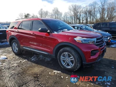 Czwarte zdjęcie samochodu z boku: 2021 FORD EXPLORER XLT VIN:1FMSK8DH0MGB68182 - miniatura