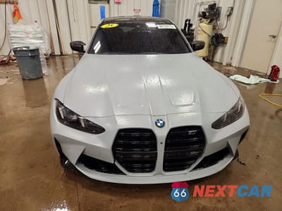 Piąte zdjęcie samochodu w środku: 2025 BMW M3 COMPETITION VIN:WBS33HJ09SFU35805 - miniatura