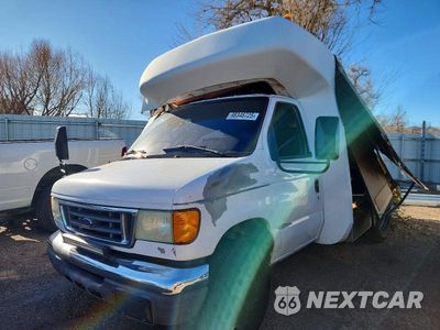 Drugie zdjęcie samochodu z przodu: 2004 FORD E350 BUS VIN:1FDWE35S14HB18116 - miniatura