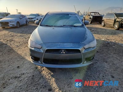 Piąte zdjęcie samochodu w środku: 2015 MITSUBISHI LANCER SE VIN:JA32V2FW6FU009447 - miniatura