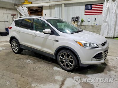 Czwarte zdjęcie samochodu z boku: 2015 FORD ESCAPE TITANIUM VIN:1FMCU0JX3FUB28811 - miniatura