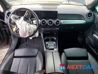 Zdjęcie 8 z 12 samochodu: 2020 MERCEDES-BENZ GLB 250 4MATIC VIN:W1N4M4HB6LW025949 - miniatura