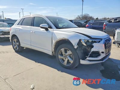 Czwarte zdjęcie samochodu z boku: 2021 AUDI Q3 PREMIUM 40 VIN:WA1AUCF32M1095960 - miniatura