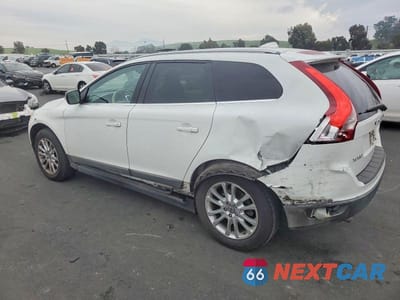 Drugie zdjęcie samochodu z przodu: 2010 VOLVO XC60 T6 VIN:YV4992DZ9A2020140 - miniatura