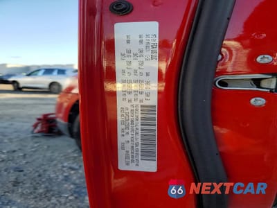 Zdjęcie 12 z 12 samochodu: 2018 DODGE JOURNEY CROSSROAD VIN:3C4PDCGBXJT252063 - miniatura