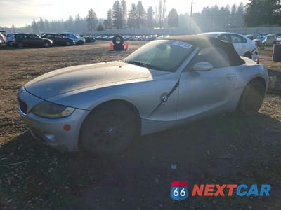 2005 BMW Z4 2.5 4USBT33595LR71295 - główne zdjęcie licytacji z USA - miniatura