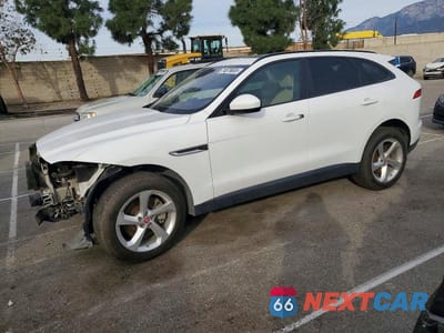 2017 JAGUAR F-PACE PREMIUM SADCJ2BV9HA493007 - główne zdjęcie licytacji z USA - miniatura