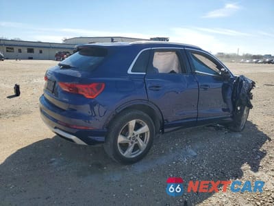 Trzecie zdjęcie samochodu z tyłu: 2021 AUDI Q3 PREMIUM 40 VIN:WA1AUCF39M1075012 - miniatura