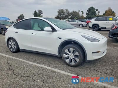 Czwarte zdjęcie samochodu z boku: 2024 TESLA MODEL Y VIN:7SAYGDED7RF096969 - miniatura