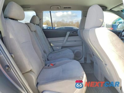 Zdjęcie 11 z 13 samochodu: 2011 TOYOTA HIGHLANDER BASE VIN:5TDZK3EH9BS046671 - miniatura