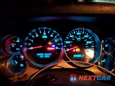 Zdjęcie 9 z 12 samochodu: 2007 CHEVROLET SILVERADO UTILITY / SERVICE TRUCK VIN:1GBJC34K17E543092 - miniatura