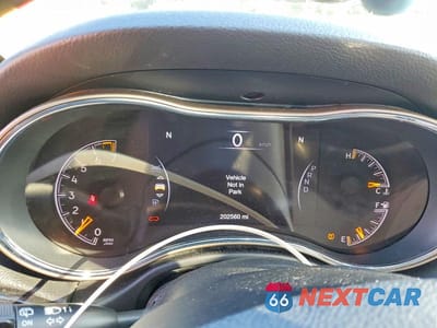 Zdjęcie 9 z 13 samochodu: 2016 JEEP GRAND CHEROKEE LAREDO VIN:1C4RJFAG4GC456935 - miniatura