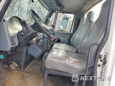 Zdjęcie 7 z 13 samochodu: 2005 INTERNATIONAL 4300 DE-ICER TRUCK VIN:1HTMMAAM55H686352 - miniatura