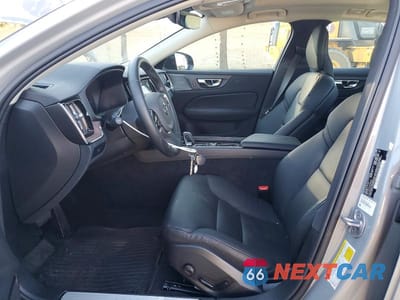 Zdjęcie 7 z 11 samochodu: 2025 VOLVO S60 PLUS VIN:7JRL12FC4SG369317 - miniatura