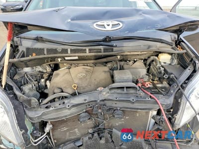 Zdjęcie 12 z 12 samochodu: 2017 TOYOTA SIENNA XLE PREMIUM 8-PASSENGER VIN:5TDYZ3DC1HS812513 - miniatura