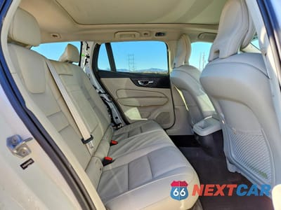 Zdjęcie 11 z 14 samochodu: 2022 VOLVO V60 CROSS COUNTRY T5 MOMENTUM VIN:YV4102WK0N1085722 - miniatura