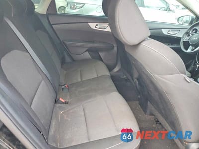 Zdjęcie 10 z 11 samochodu: 2024 KIA FORTE LX VIN:3KPF24AD2RE825992 - miniatura