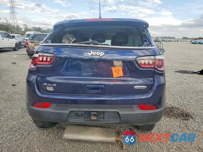 Zdjęcie 6 z 12 samochodu: 2019 JEEP COMPASS LATITUDE VIN:3C4NJDBBXKT844593 - miniatura