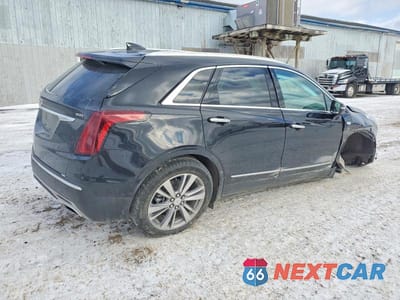Trzecie zdjęcie samochodu z tyłu: 2024 CADILLAC XT5 PREMIUM LUXURY VIN:1GYKNDRS5RZ741558 - miniatura