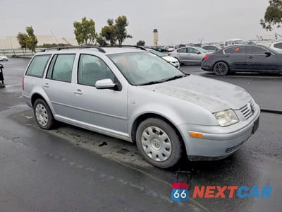 Czwarte zdjęcie samochodu z boku: 2004 VOLKSWAGEN JETTA GL VIN:WVWRL61J14W085068 - miniatura