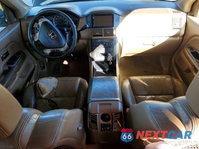 Zdjęcie 8 z 13 samochodu: 2004 HONDA PILOT EXL VIN:2HKYF18664H572490 - miniatura