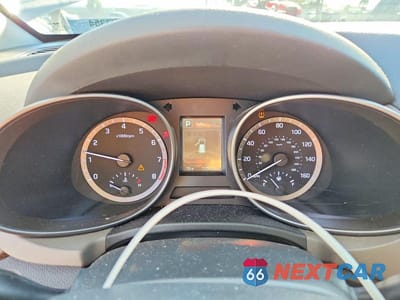 Zdjęcie 9 z 12 samochodu: 2017 HYUNDAI SANTA FE SE VIN:KM8SM4HF5HU228802 - miniatura