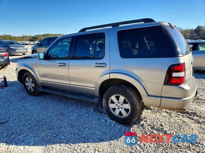 Drugie zdjęcie samochodu z przodu: 2008 FORD EXPLORER XLT VIN:1FMEU63E88UA39066 - miniatura