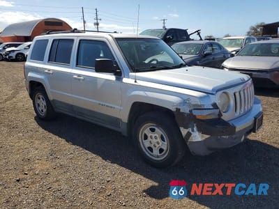 Czwarte zdjęcie samochodu z boku: 2011 JEEP PATRIOT SPORT VIN:1J4NT1GAXBD270974 - miniatura