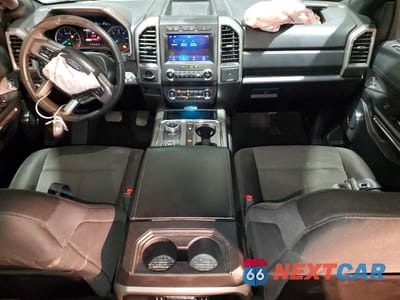 Zdjęcie 8 z 12 samochodu: 2020 FORD EXPEDITION XLT VIN:1FMJU1JT3LEA74555 - miniatura